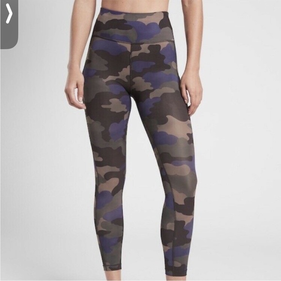ATHLETA//Ultimate Stash Pocket Camo Camouflage 7/8 Tight Medium - Picture 3 of 12